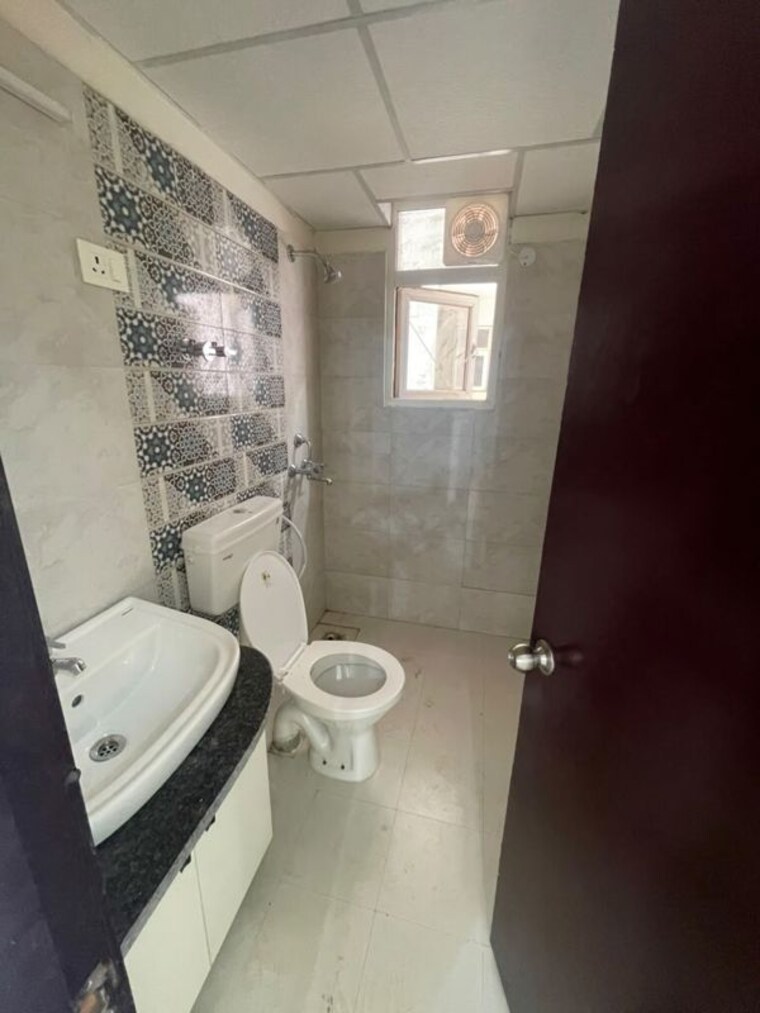 Bathroom, signature-global-proxima 2 Bedroom 598 Sq.Ft. Apartment In Sector 89 Gurgaon 10619470
