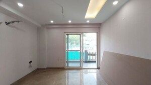 Room in 3 BHK Builder Floor at Sector 23 – for Rent
