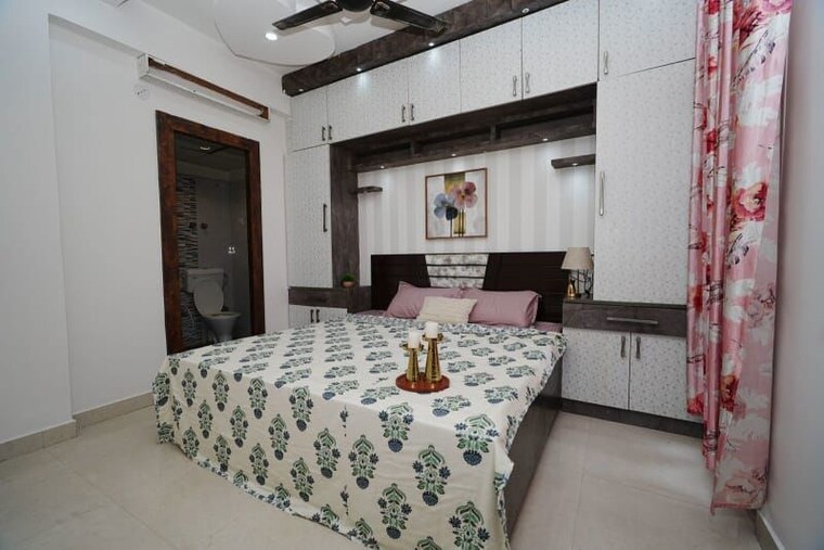 Bedroom, signature-global-the-roselia 2 Bedroom 719 Sq.Ft. Apartment In Sector 95a Gurgaon 10619483