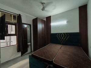 Room in 1 BHK Builder Floor at Freedom Fighters Enclave – for Rent