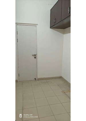 Bathroom in 3 BHK Builder Floor at Sector 23 – for Rent