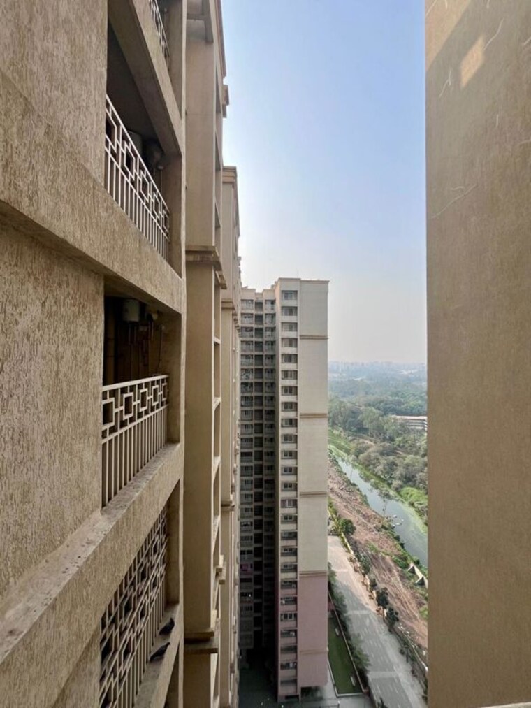 Exterior View, paradise-lifespaces-sai-world-city 2 Bedroom 1000 Sq.Ft. Apartment In New Panvel Navi Mumbai 10619503
