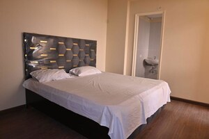 Bedroom in 3 BHK Builder Floor at Sector 22 – for Rent