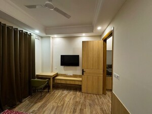 1 BHK Builder Floor For Rent in Sector 46
