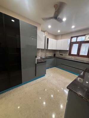 Kitchen in 3 BHK Builder Floor at Sector 51 – for Rent