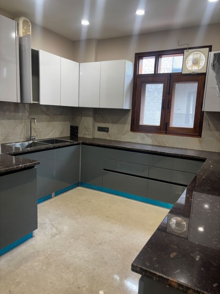 Kitchen, sector 51 3 Bedroom 2000 Sq.Ft. Builder Floor In Sector 51 Gurgaon 10619513
