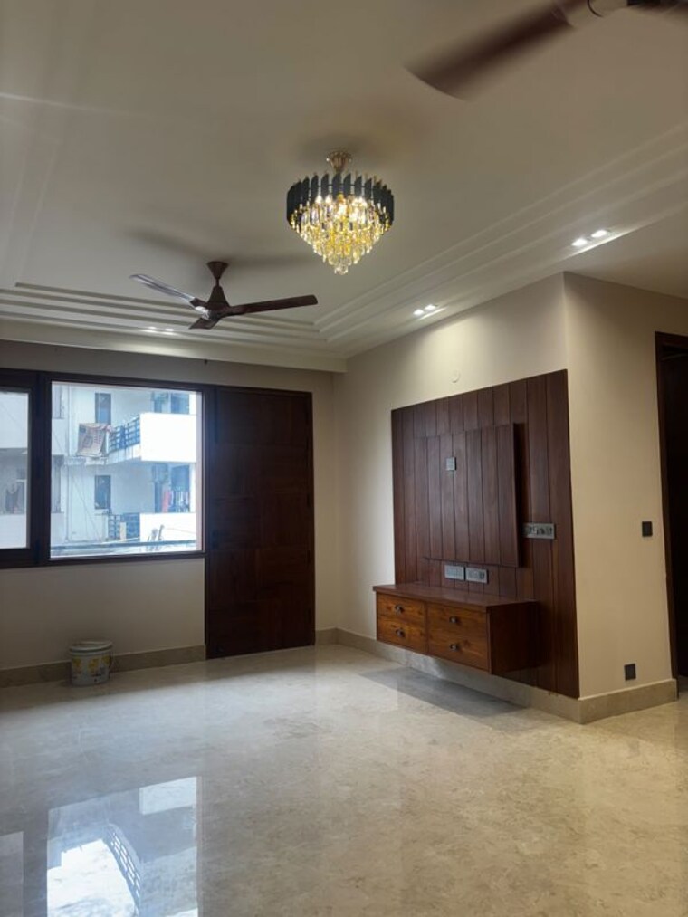 Room, sector 51 3 Bedroom 2000 Sq.Ft. Builder Floor In Sector 51 Gurgaon 10619513