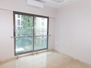 Room in 3 BHK Apartment at Adani Ten BKC, Bandra East – for Rent