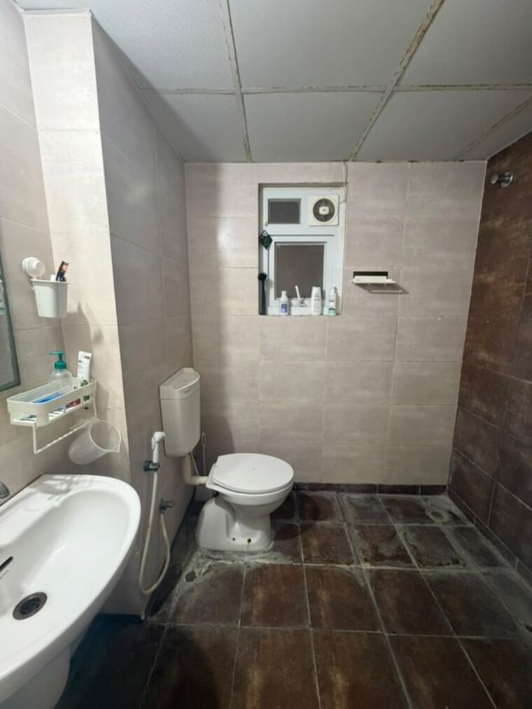 Bathroom, dasta-concerto-studio-apartment 2 Bedroom 1148 Sq.Ft. Apartment In Sarjapur Road Bangalore 10619572