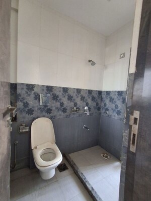 Bathroom in 1 BHK Apartment at Sindhi Society, Chembur – for Rent