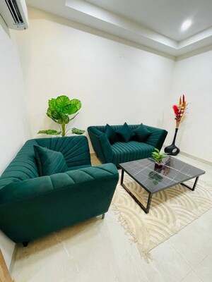 Living Room in 1 BHK Builder Floor at Sector 42 – for Rent