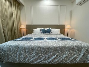 Bedroom in 1 BHK Builder Floor at Sector 42 – for Rent