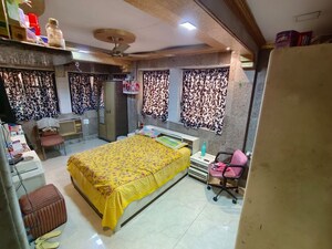 Bedroom in 4 BHK Villa at Murli Villa, Mulund West – for Sale