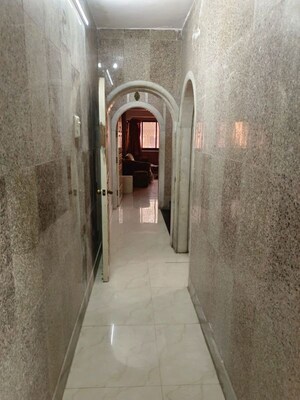 Building Lobby in 4 BHK Villa at Murli Villa, Mulund West – for Sale