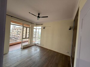 Room in 3.5 BHK Apartment at Imperia Esfera, Sector 37c – for Sale