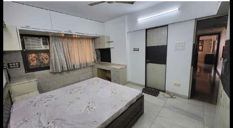 Bedroom, royal-classic-co-op-society 3 Bedroom 1100 Sq.Ft. Apartment In Andheri West Mumbai 10619602