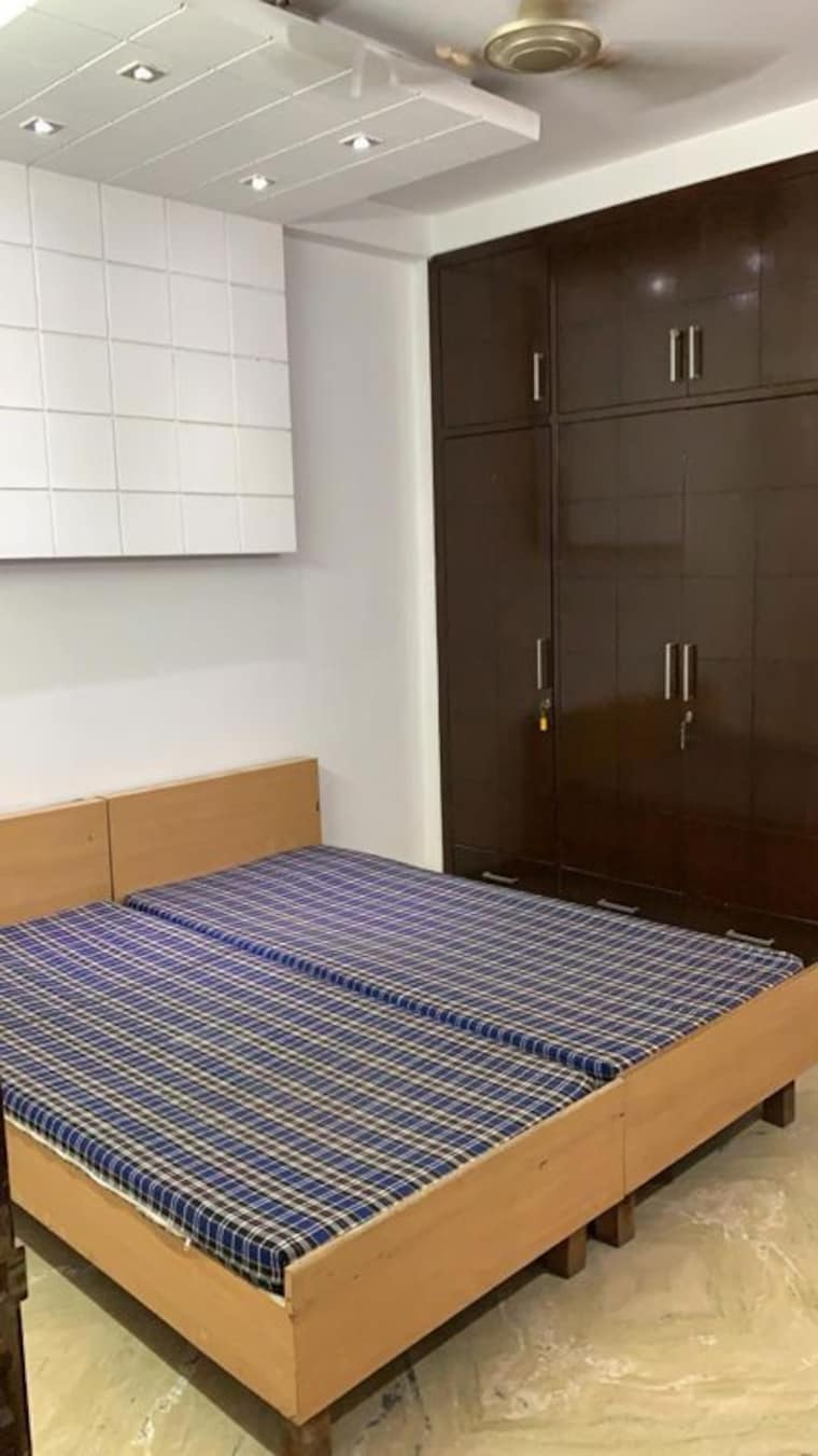 Bathroom, palam vihar 4 Bedroom 300 Sq.Yd. Builder Floor In Palam Vihar Gurgaon 10619622