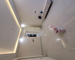 Room in 4 BHK Builder Floor at Green Fields Colony – for Sale