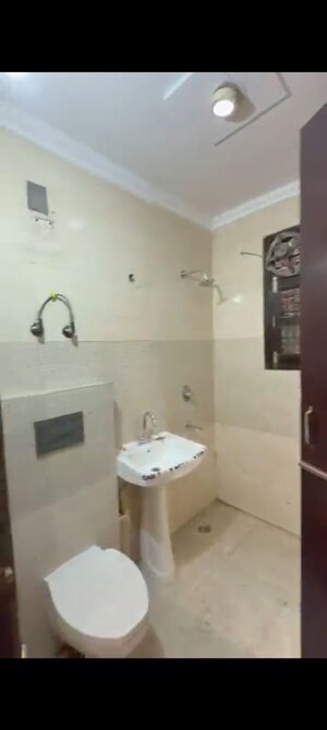 Bathroom in 3 BHK Builder Floor at Green Fields Colony – for Sale