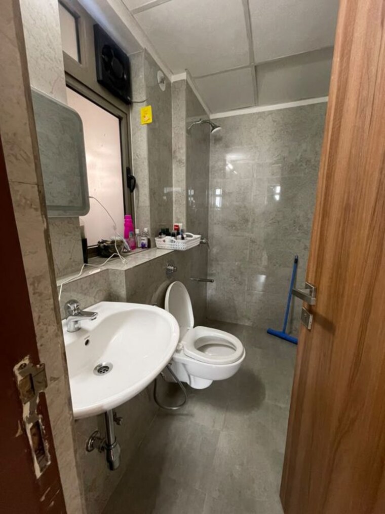 Bathroom, sheth-irene 2 Bedroom 636 Sq.Ft. Apartment In Malad West Mumbai 10619696