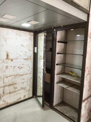  Shop For Rent in Navpada