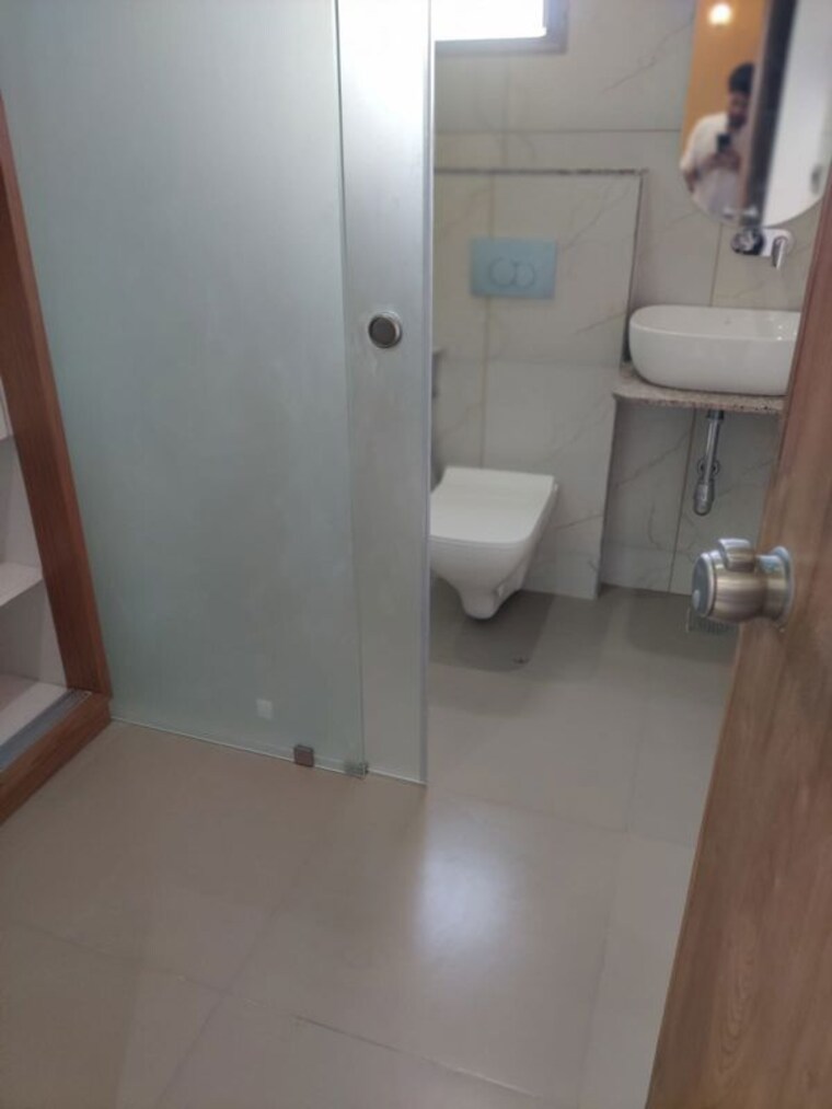 Bathroom, amardeep-luxuria 4 Bedroom 910 Sq.Ft. Villa In Vadsar Vadodara 10474420