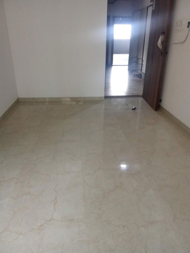 Room, goregaon west 2 Bedroom 540 Sq.Ft. Apartment In Goregaon West Mumbai 10619737