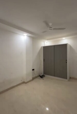 Room in 3 BHK Builder Floor at Fidato Honour Homes, Sector 89 – for Sale