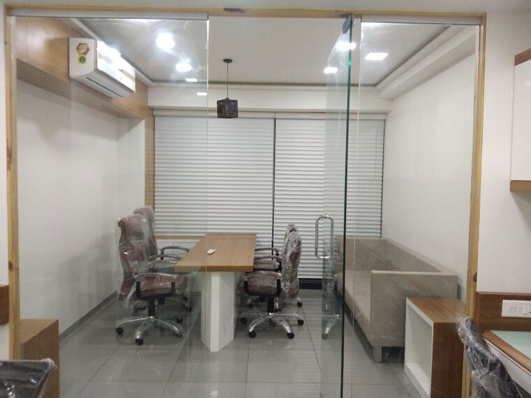Team Area, thaltej Commercial Office Space 728 Sq.Ft. In Thaltej Ahmedabad 10619756