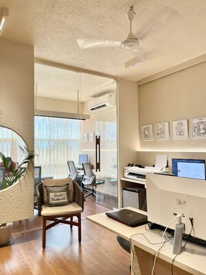  Office Space For Rent in Thaltej