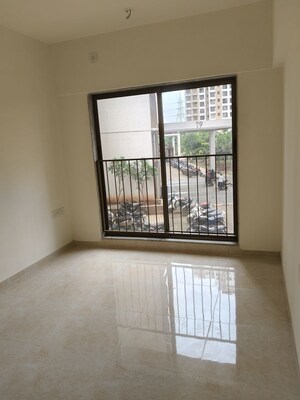 Room in 2 BHK Apartment at Sunteck Maxxworld, Naigaon East – for Sale