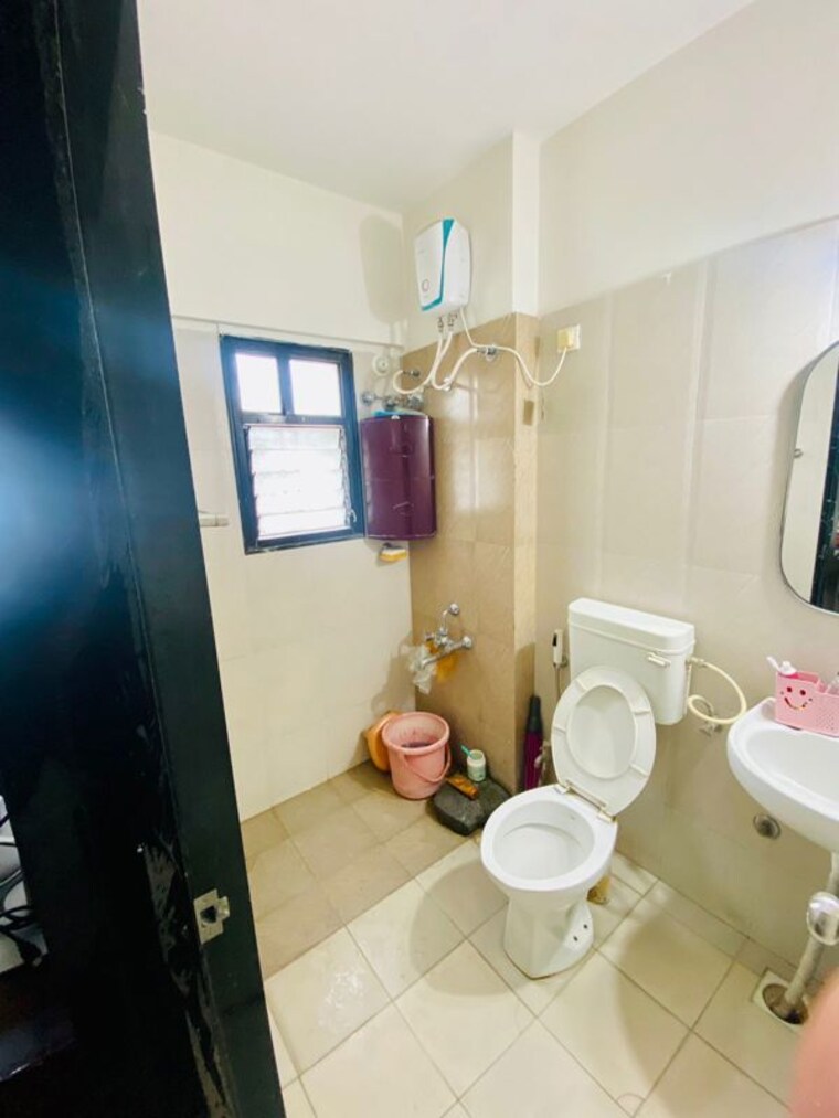Bathroom, sanjeevani-sadafulee 2 Bedroom 950 Sq.Ft. Apartment In Baner Pune 10619782