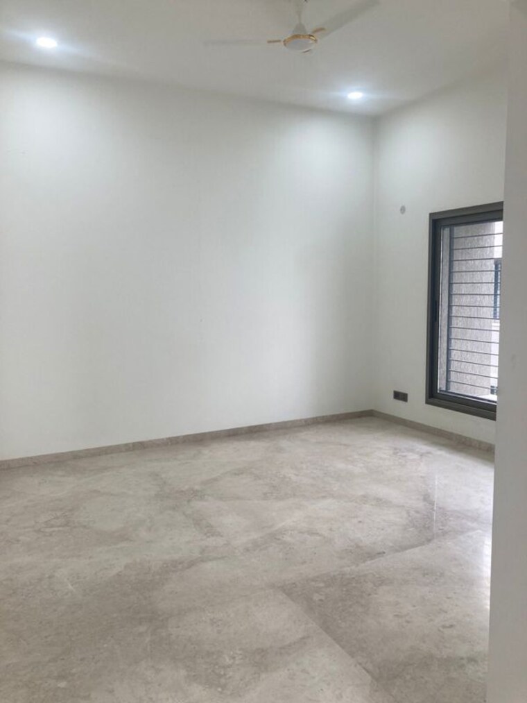 Room, hero-homes-gurgaon 2 Bedroom 1099 Sq.Ft. Apartment In Sector 104 Gurgaon 10619786