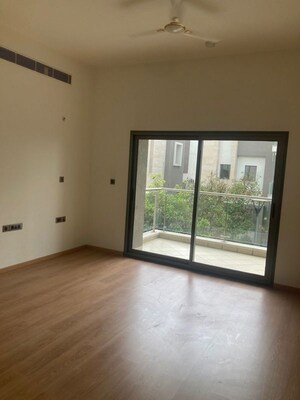 Room in 2 BHK Apartment at Hero Homes Gurgaon, Sector 104 – for Sale