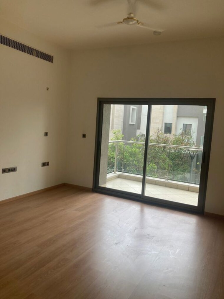 Room, hero-homes-gurgaon 2 Bedroom 1099 Sq.Ft. Apartment In Sector 104 Gurgaon 10619786