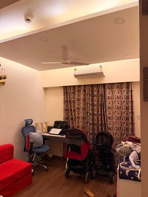 Team Area in 3 BHK Apartment at M3M Marina, Sector 68 – for Sale