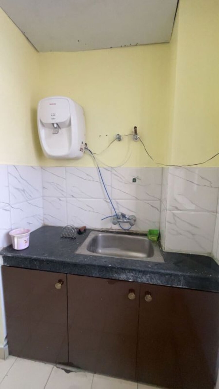 Bathroom, omega-green-park 2 Bedroom 1100 Sq.Ft. Apartment In Faizabad Road Lucknow 10619854