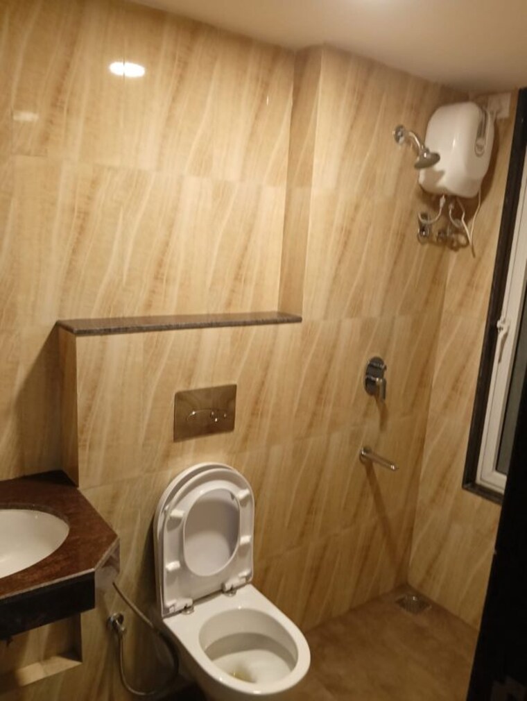 Bathroom, lodha-amara 1 Bedroom 470 Sq.Ft. Apartment In Kolshet Road Thane 10619879