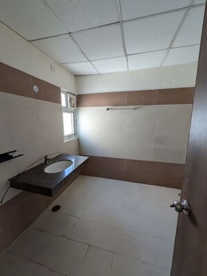 Bathroom in 4 BHK Apartment at Sunshine Helios, Sector 78 – for Rent