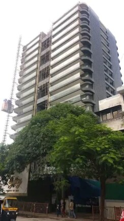 3 BHK Apartment For Sale in DLH Legacy