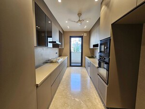 Building Lobby in 4 BHK Builder Floor at Palam Vihar – for Rent