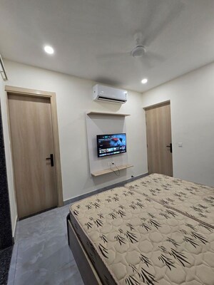 Bedroom in 1 RK Builder Floor at Sector 30 – for Rent