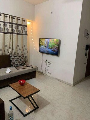 Living Room in 1.5 BHK Apartment at Lodha Amara, Kolshet Road – for Rent