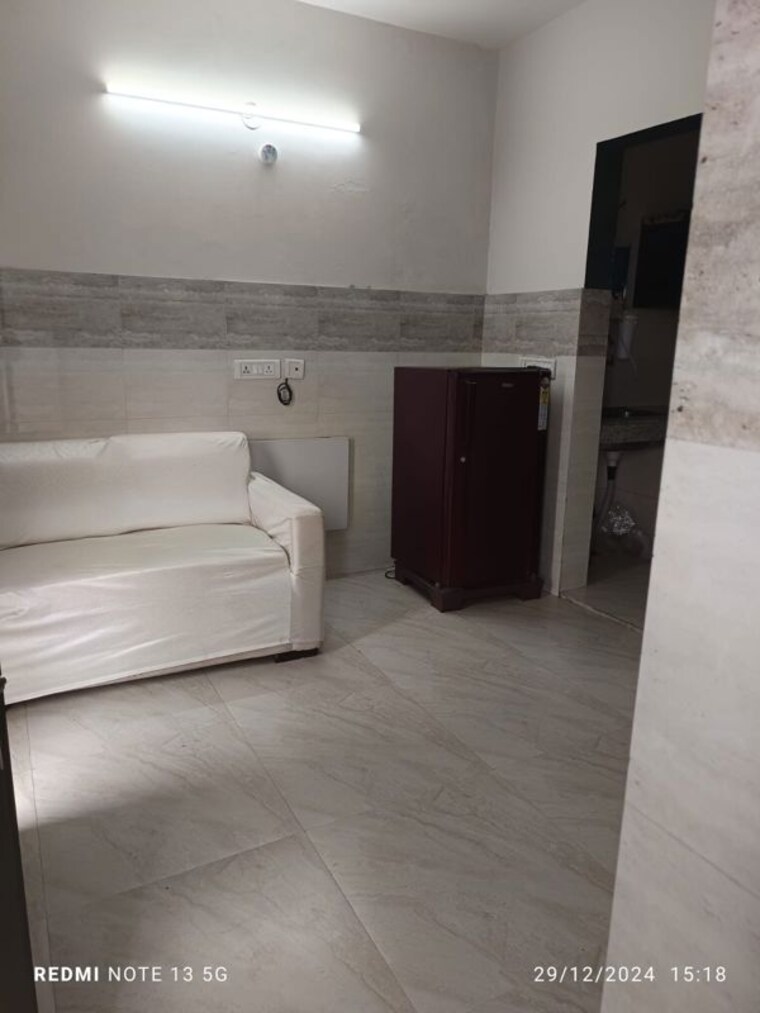 Bathroom, sector 46 1 Bedroom 200 Sq.Yd. Builder Floor In Sector 46 Gurgaon 10619897