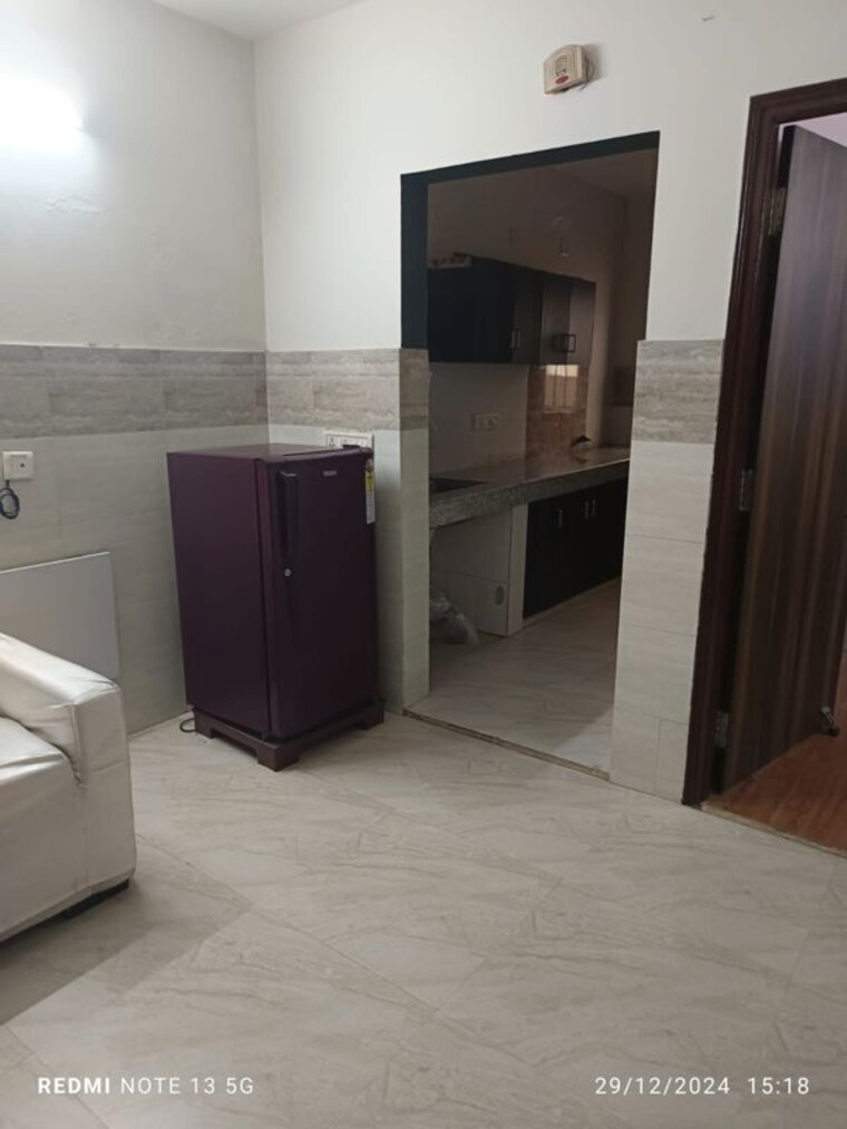 Room, sector 46 1 Bedroom 200 Sq.Yd. Builder Floor In Sector 46 Gurgaon 10619897