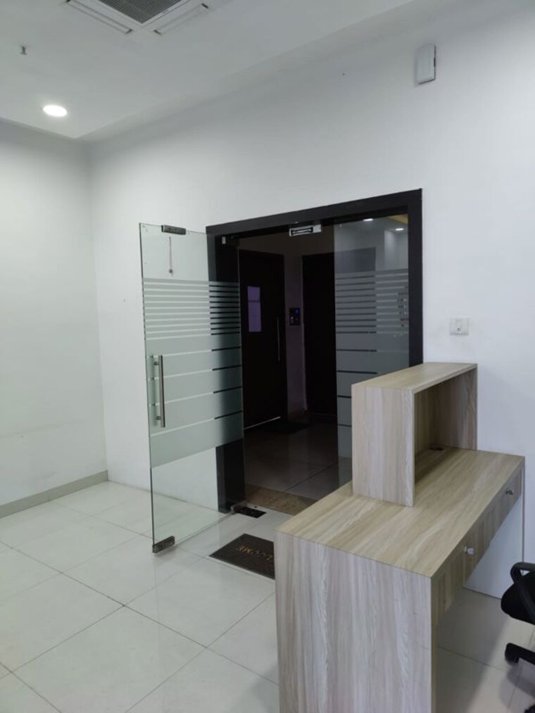 Kitchen, greenscape-cyber-one Commercial Office Space 1206 Sq.Ft. In Vashi Sector 30a Navi Mumbai 10619906
