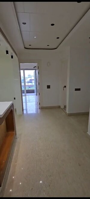 Room in 5 BHK Builder Floor at Sector 1 Vaishali – for Sale