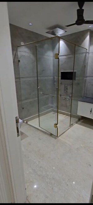 Bathroom in 5 BHK Builder Floor at Sector 1 Vaishali – for Sale