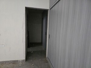 Room in 4 BHK Independent House at Sector 112 – for Rent