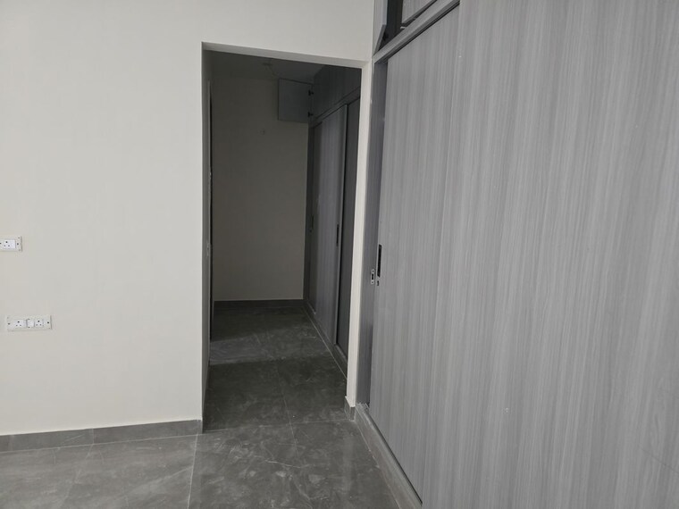 Room, sector 112 4 Bedroom 2700 Sq.Ft. Independent House In Sector 112 Noida 10491224